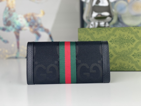 グッチ財布コピー背面デザイン